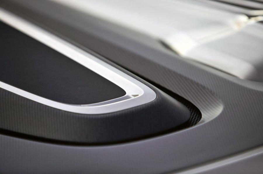 Детали экстерьера Audi e-Tron Spyder Concept 2010 года  (фото 77 из 105)